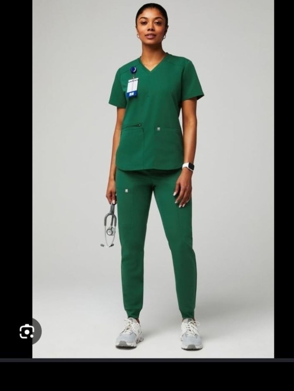 Fabletics Women's Emerald Green Straight-Leg Scrub Pants